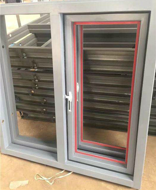 防火窗焊接車(chē)間