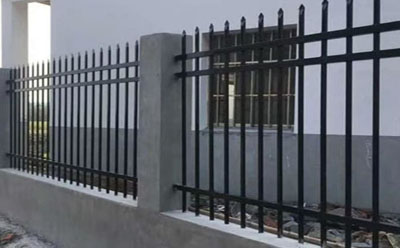 護(hù)欄.jpg 護(hù)欄.jpg